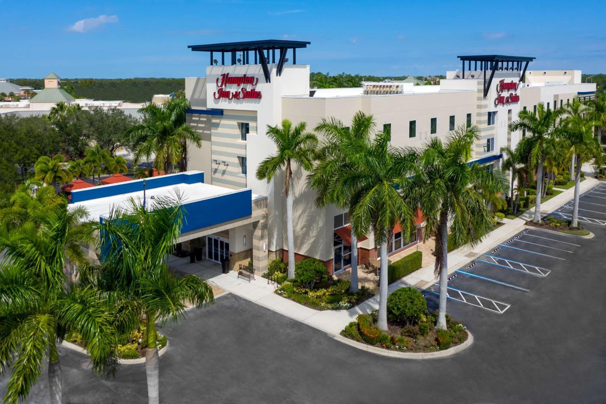 Hampton And Sarasota/lakewood Ranch Desoto Lakes